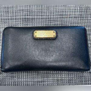 NOT FOR SALE Marc by Marc Jacobs Black Leather Wallet